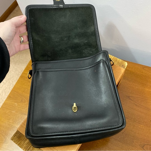 Vintage Coach Station Bag Black Leather Crossbody Satchel Purse 5130 No Strap - Picture 10 of 16